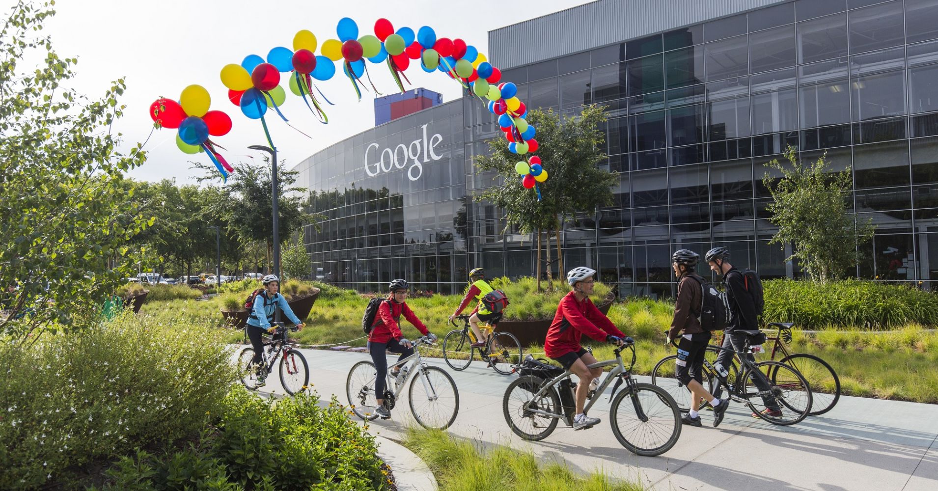 Google, Apple and 13 other Companies No Longer Require Employees to Have College Degree