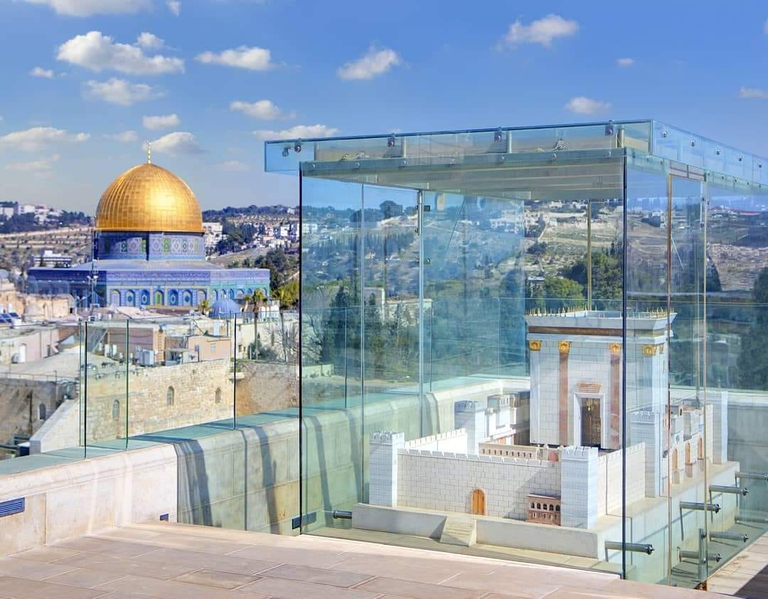 The image below is the complete structure of Temple of Solomon after Jerusalem Mosque will be demolished via artificial earthquakes.